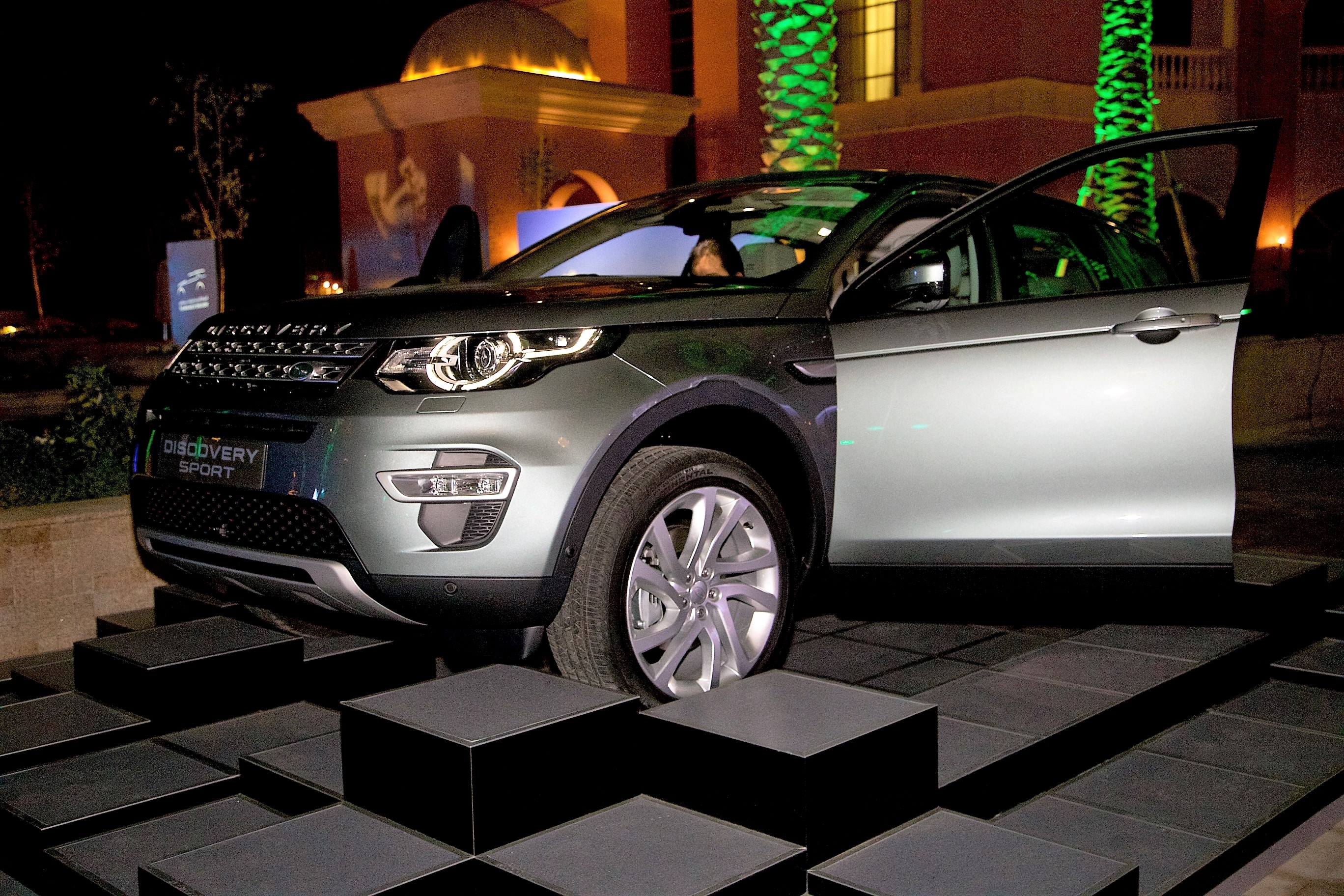 Land Rover Discovery Launch