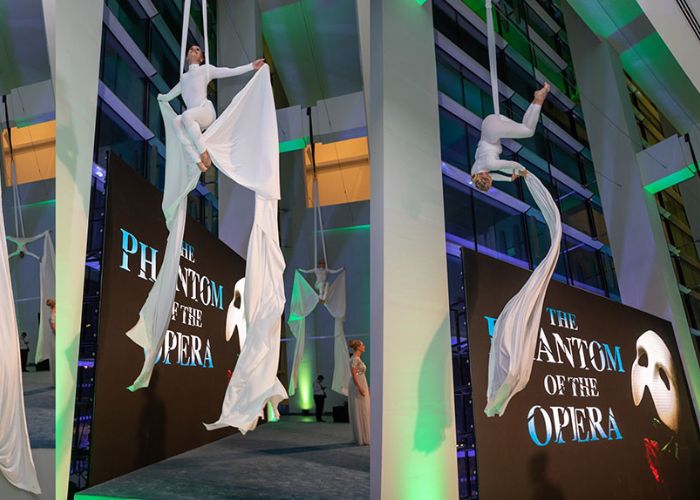 Jaguar & Land Rover Showroom