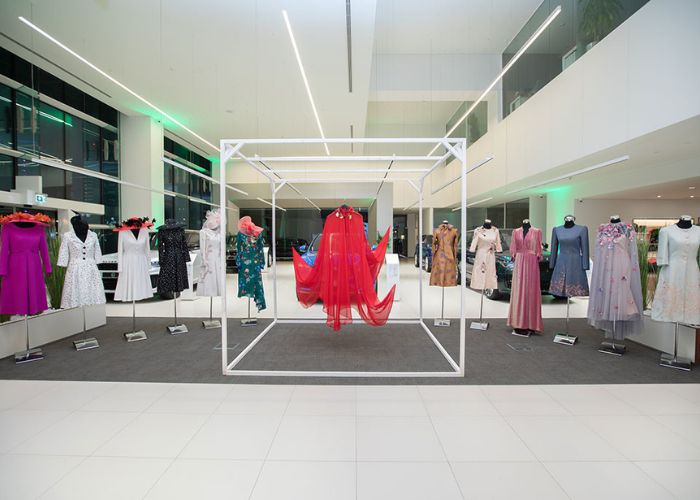 Jaguar & Land Rover Showroom